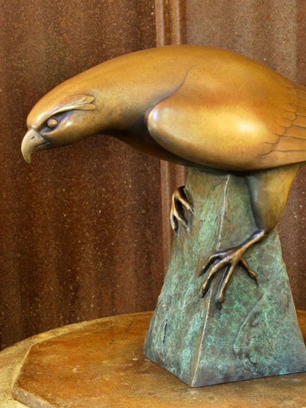Bronze sculpture: Osprey